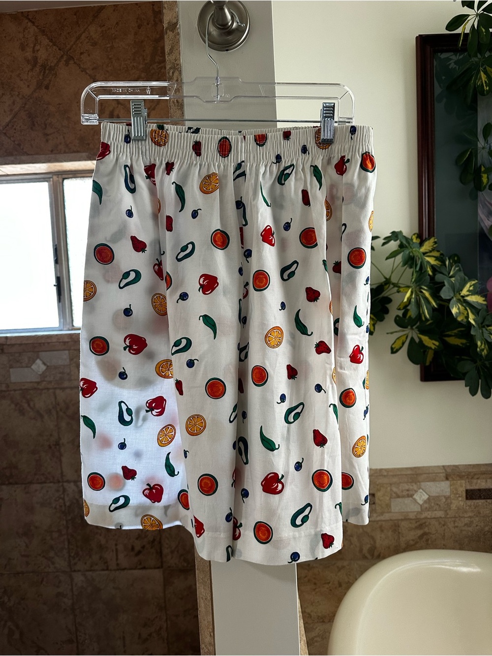 Vintage Suburbans Fruit Print High Waist Bermuda Mom Shorts - Picture 8 of 8